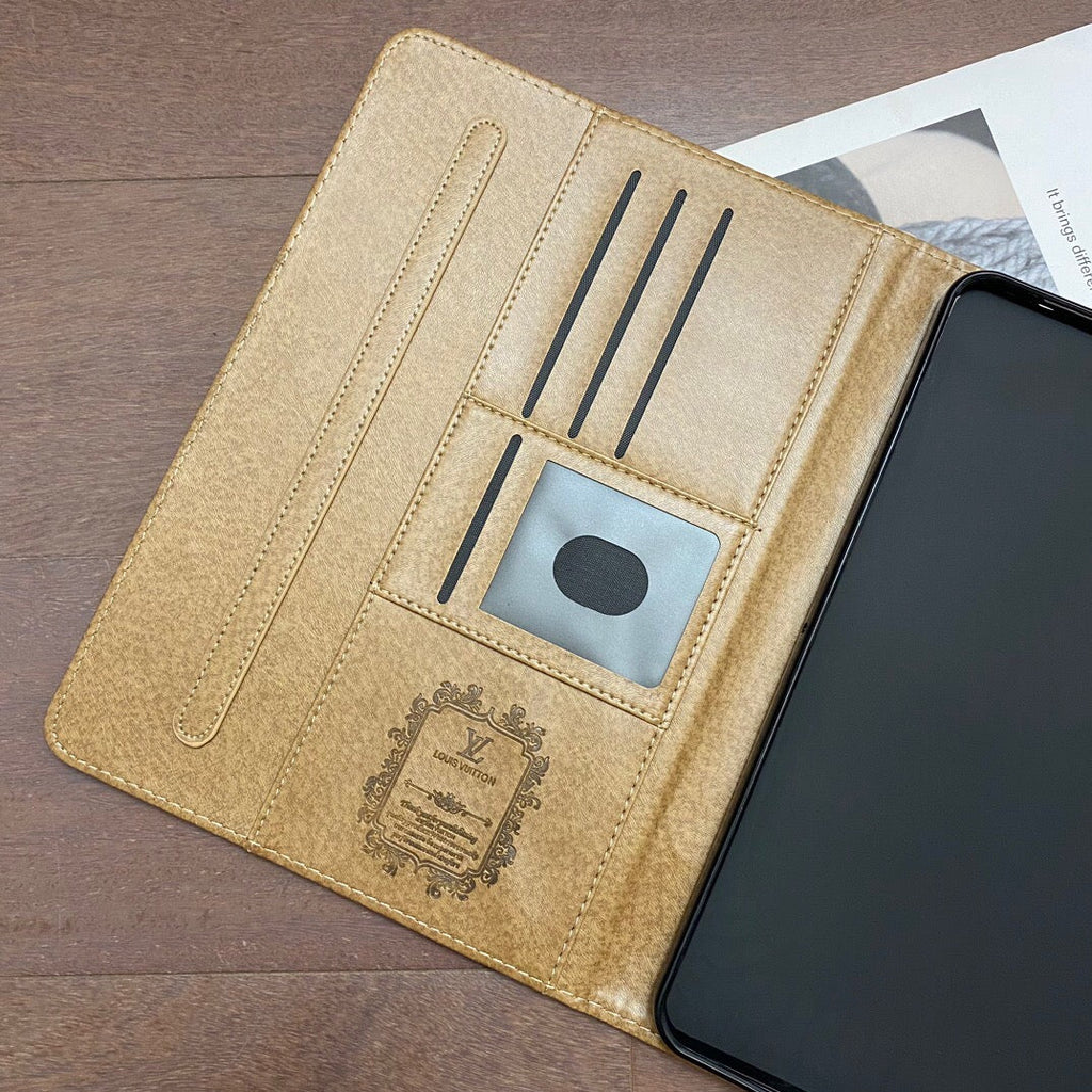 Custodia per iPad con design classico in rilievo