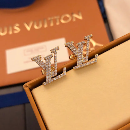 Orecchini asimmetrici con strass