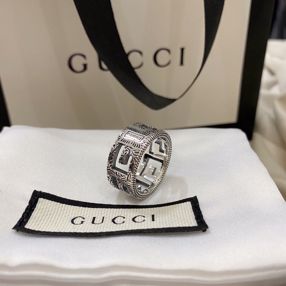 Anello largo vintage in argento sterling con scheletro 