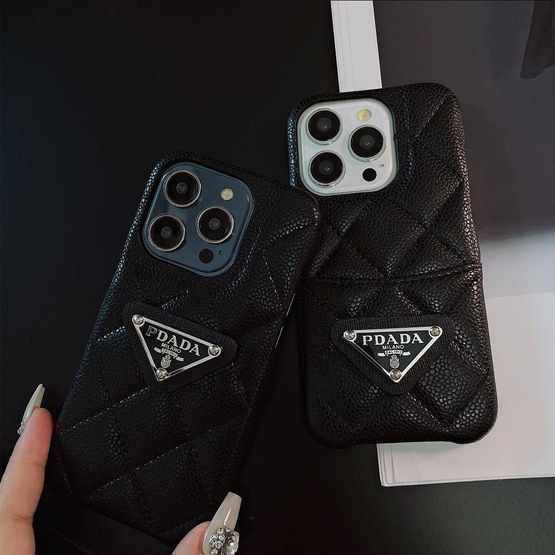 Custodia nera alla moda per iPhone