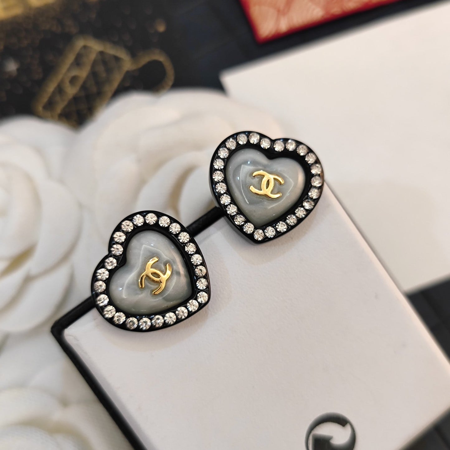 Orecchini a cuore di lusso