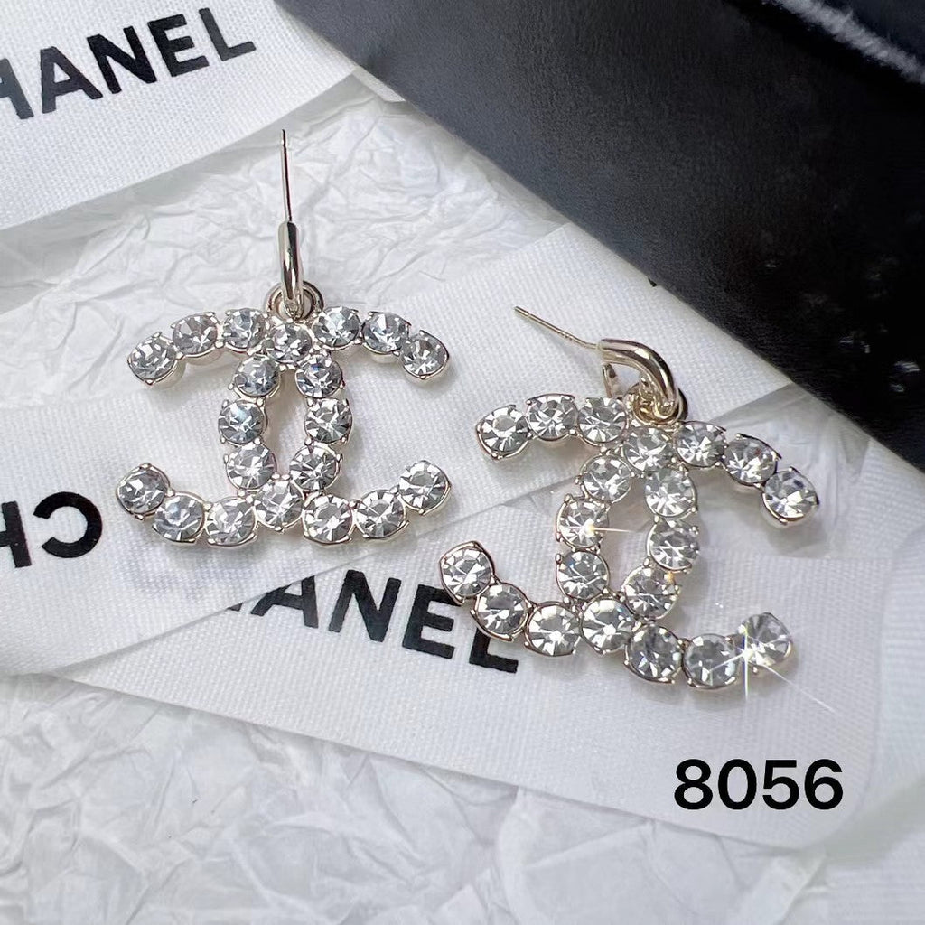 Fashion Crystal Earrings and Necklace