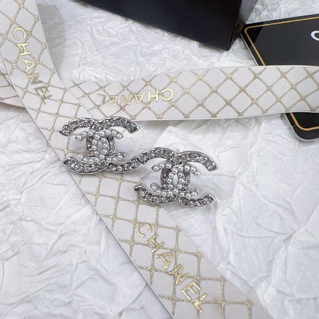 Orecchini di perle di cristallo a doppio strato alla moda