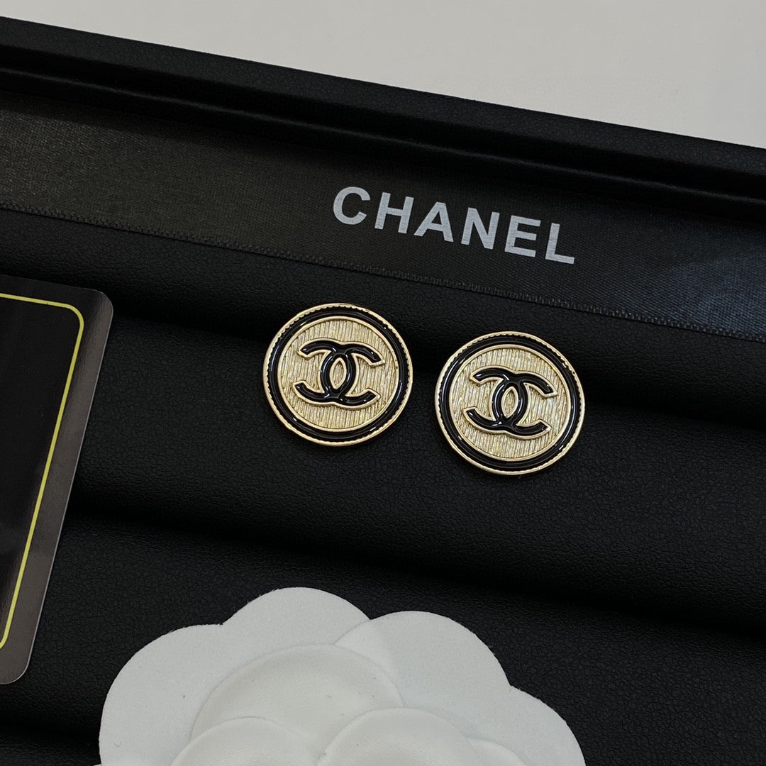 Vintage Round Metal Earrings
