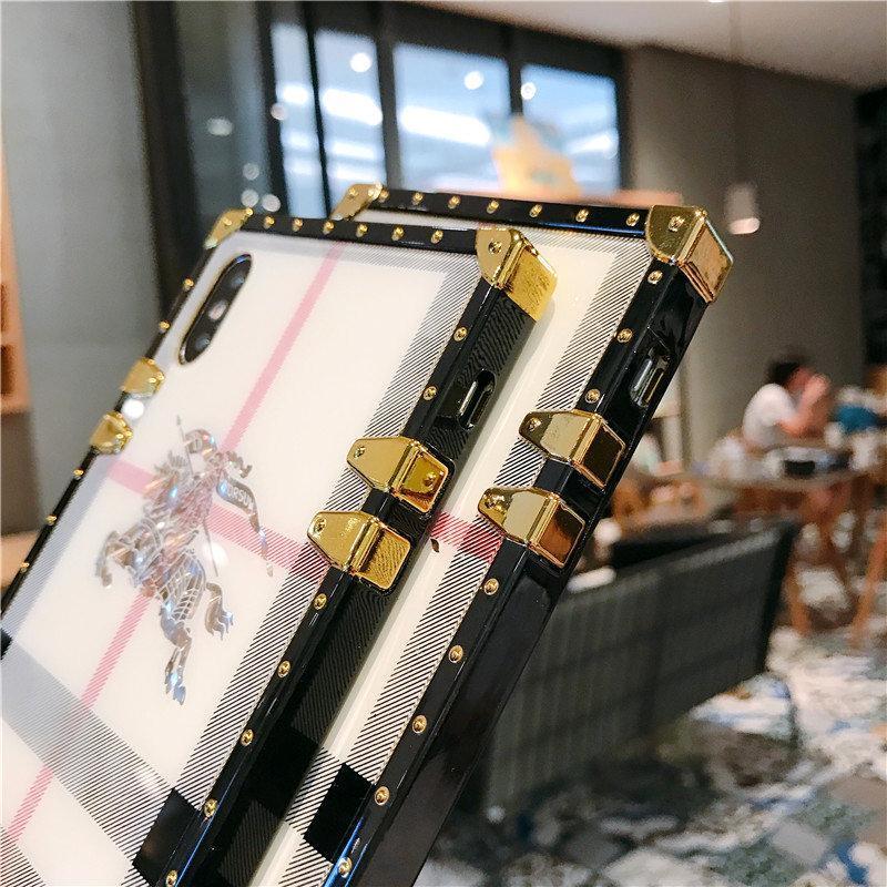 Gitterbedruckte Galaxy-Hülle für Samsung