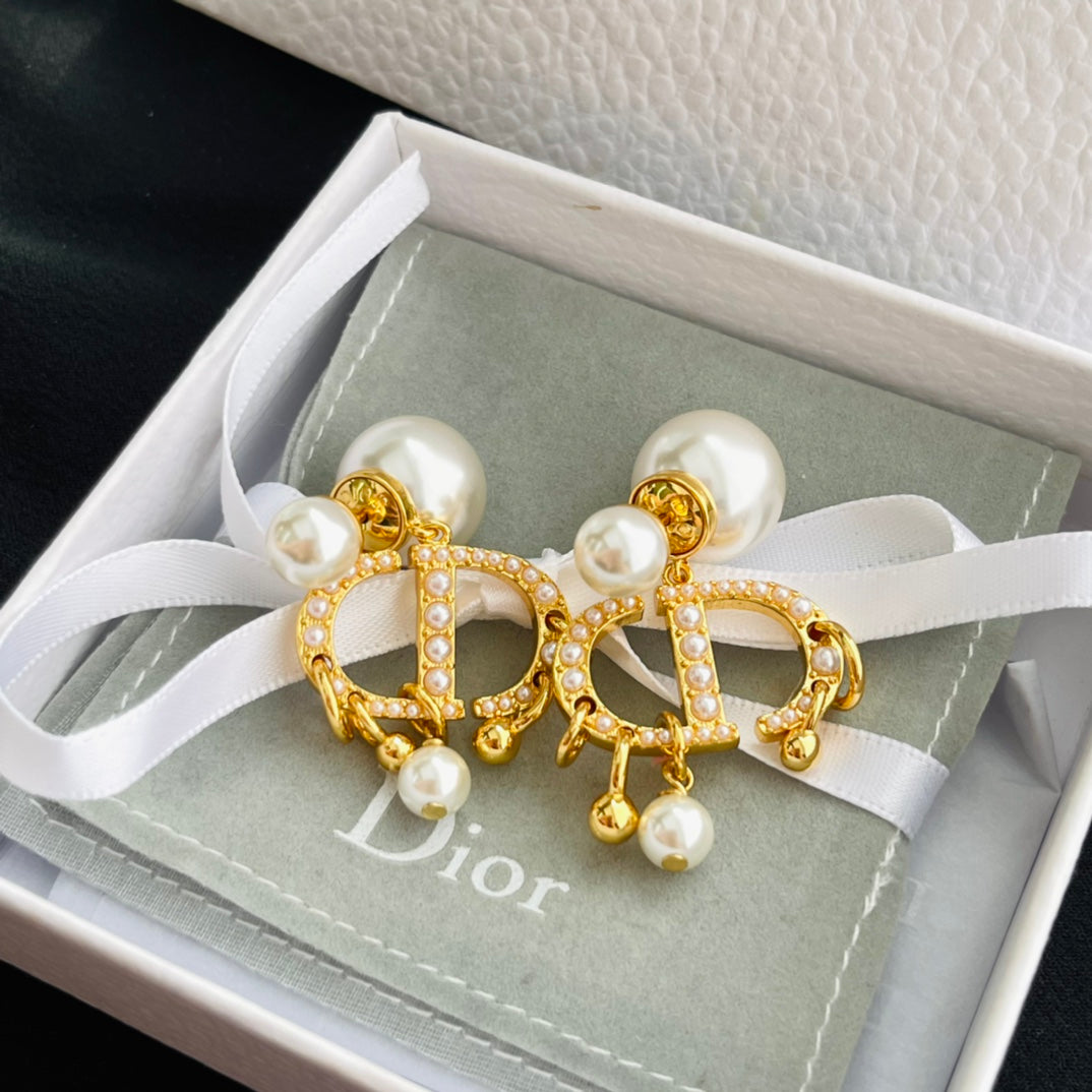 Pearl Metal Drop Earrings