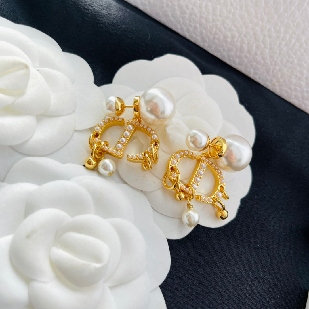 Pearl Metal Drop Earrings