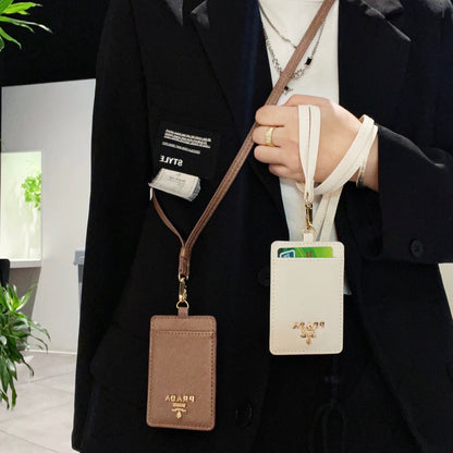 Porta carte di credito in pelle alla moda