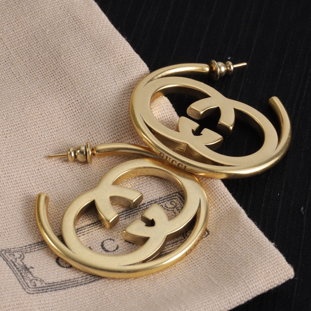 Retro Fashion Golden Hoop Earrings
