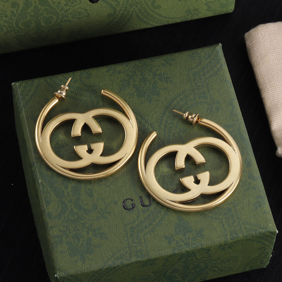 Retro Fashion Golden Hoop Earrings