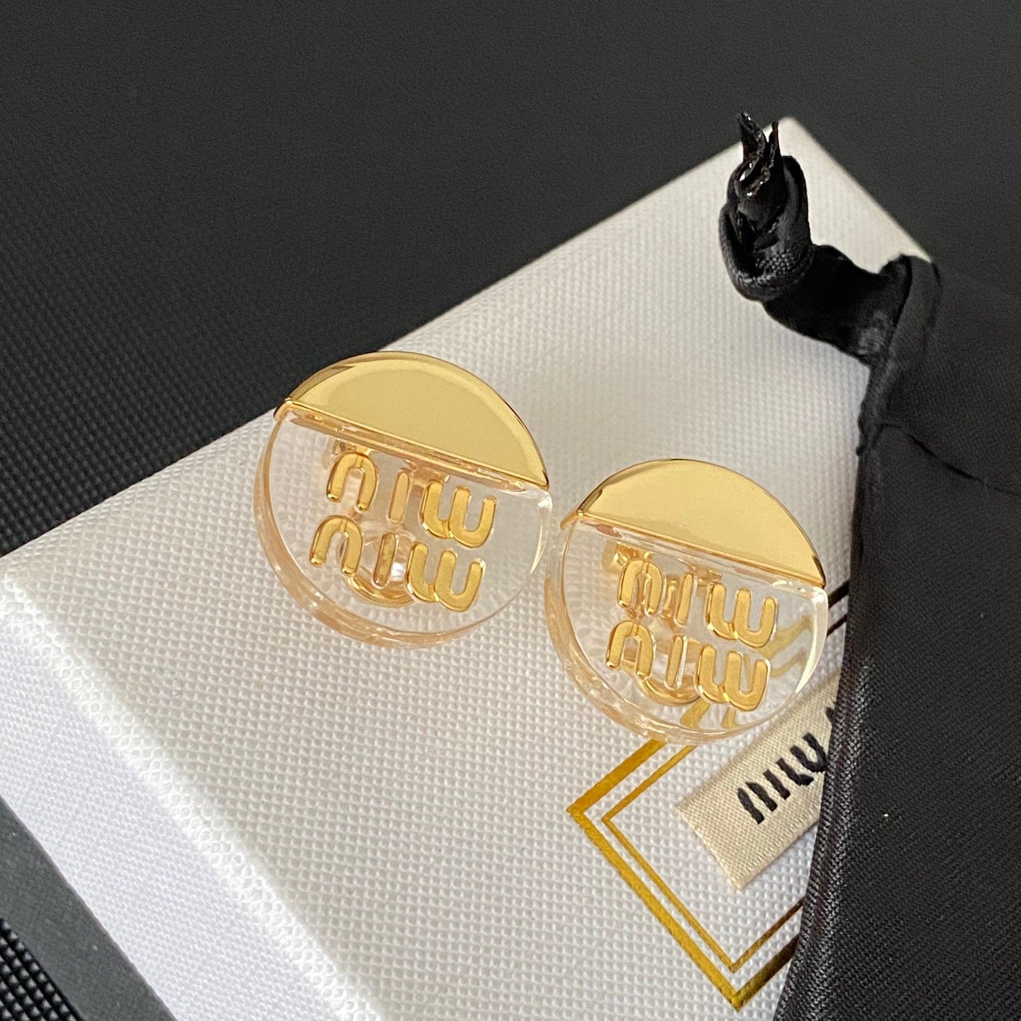 Fashion Plexiglas Metal Earrings
