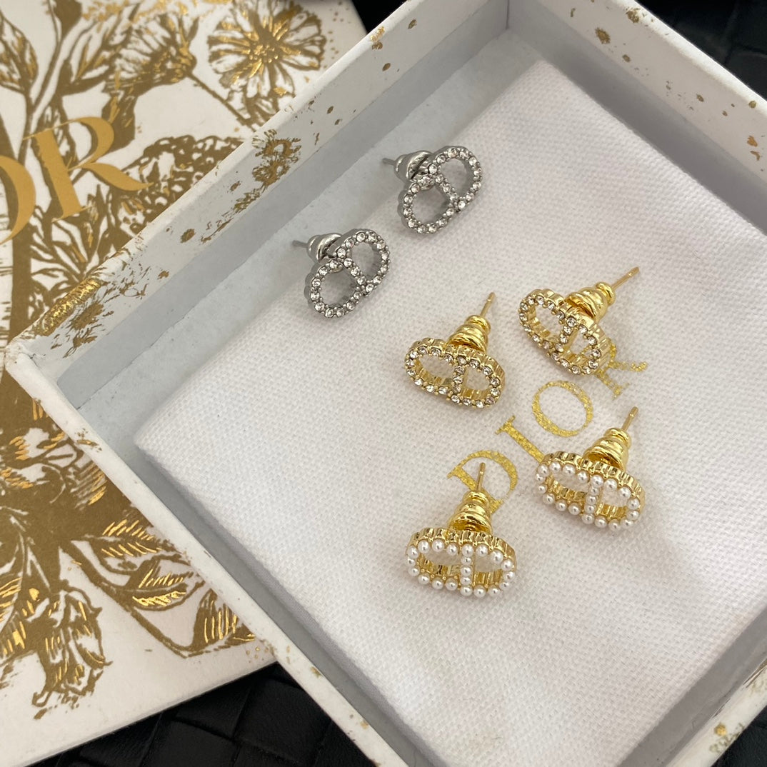 Mini orecchini a bottone con strass temperamento