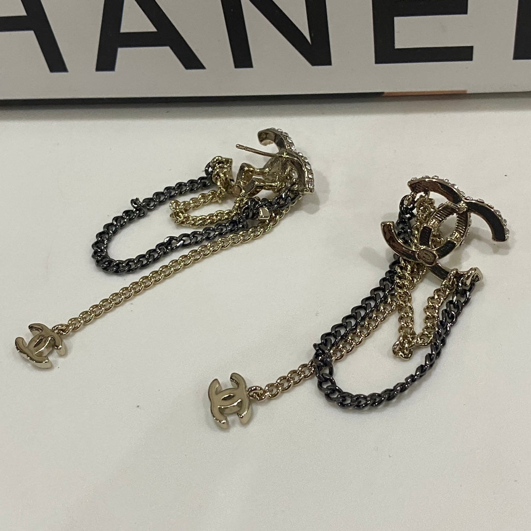 Orecchini lunghi con strass
