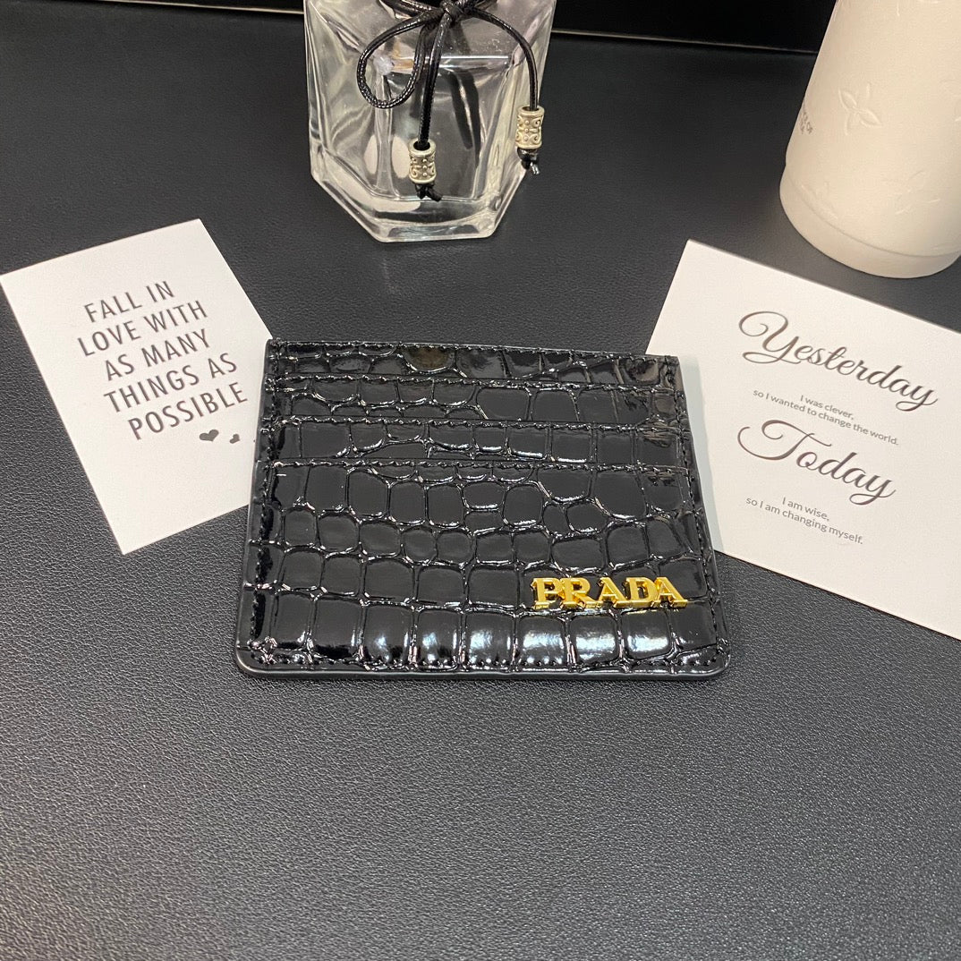 Patent Leather Crocodile Card Holder