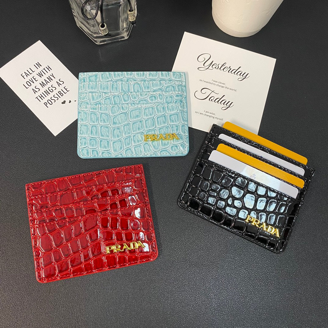 Patent Leather Crocodile Card Holder