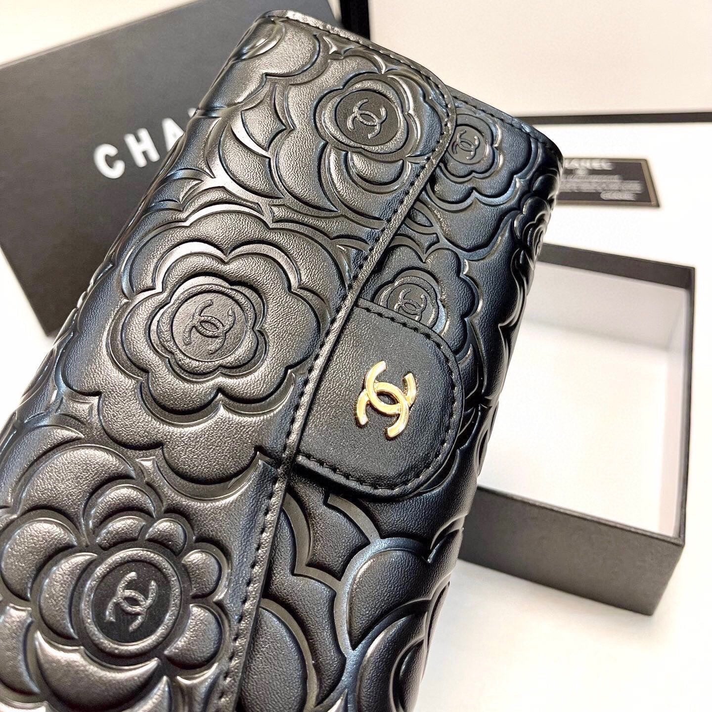 Black Leather Embossed Design Wallet