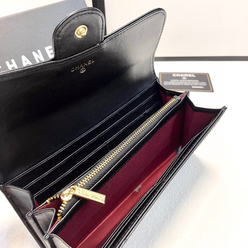 Black Leather Embossed Design Wallet