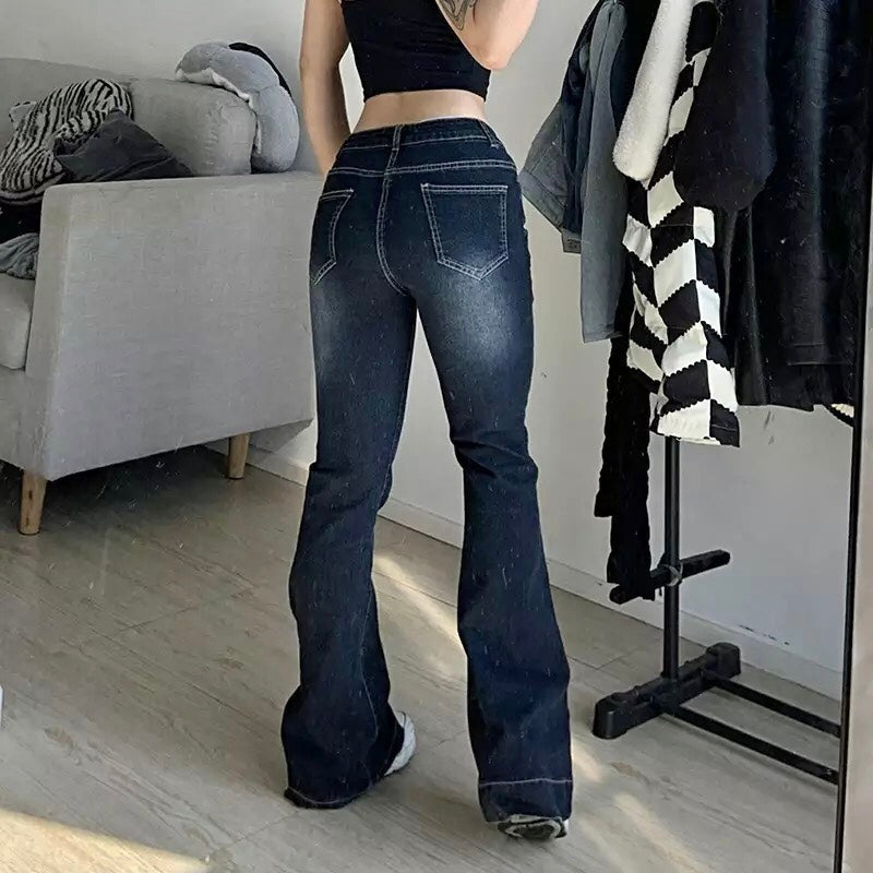 Jeans svasati a vita bassa in denim lavaggio scuro