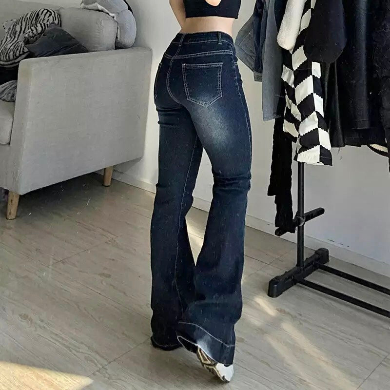 Jeans svasati a vita bassa in denim lavaggio scuro