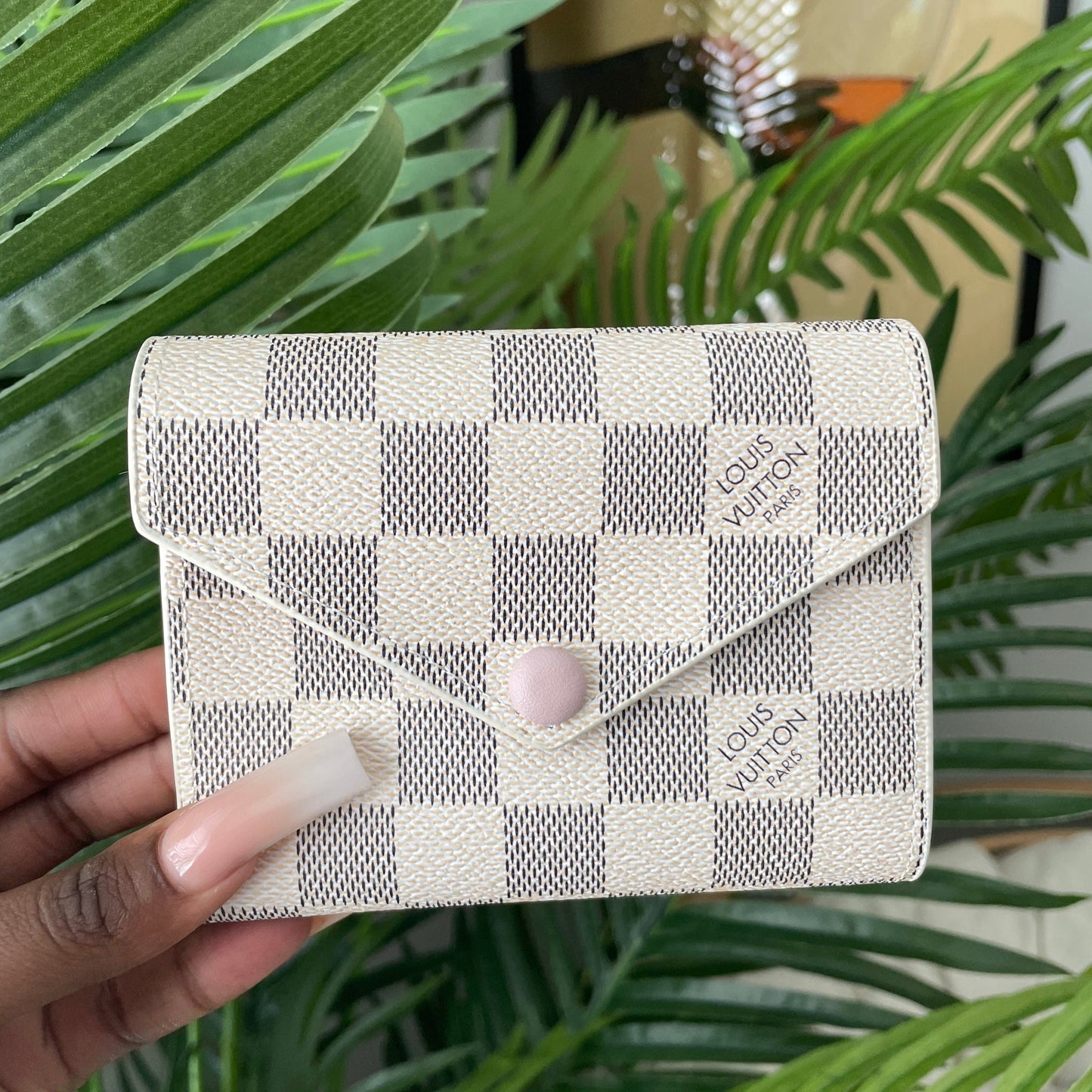 White Checkered Wallet Clips