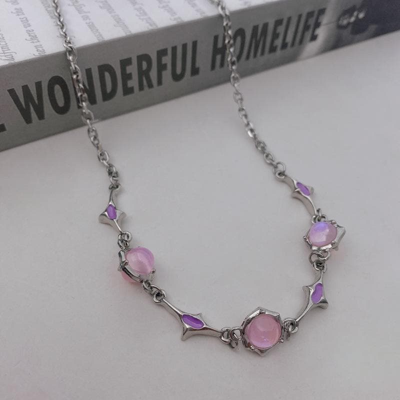 Stone pendant choker necklace