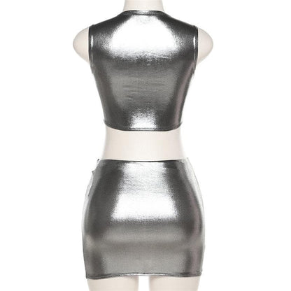 Minigonna metallizzata senza maniche con scollo rotondo 