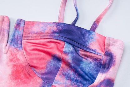 Completo minigonna con corsetto e canotta senza schienale, scollo a V, tie-dye a contrasto arricciato 