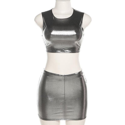 Minigonna metallizzata senza maniche con scollo rotondo 