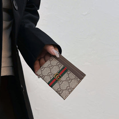 Porta carte con etichetta in metallo e pelle